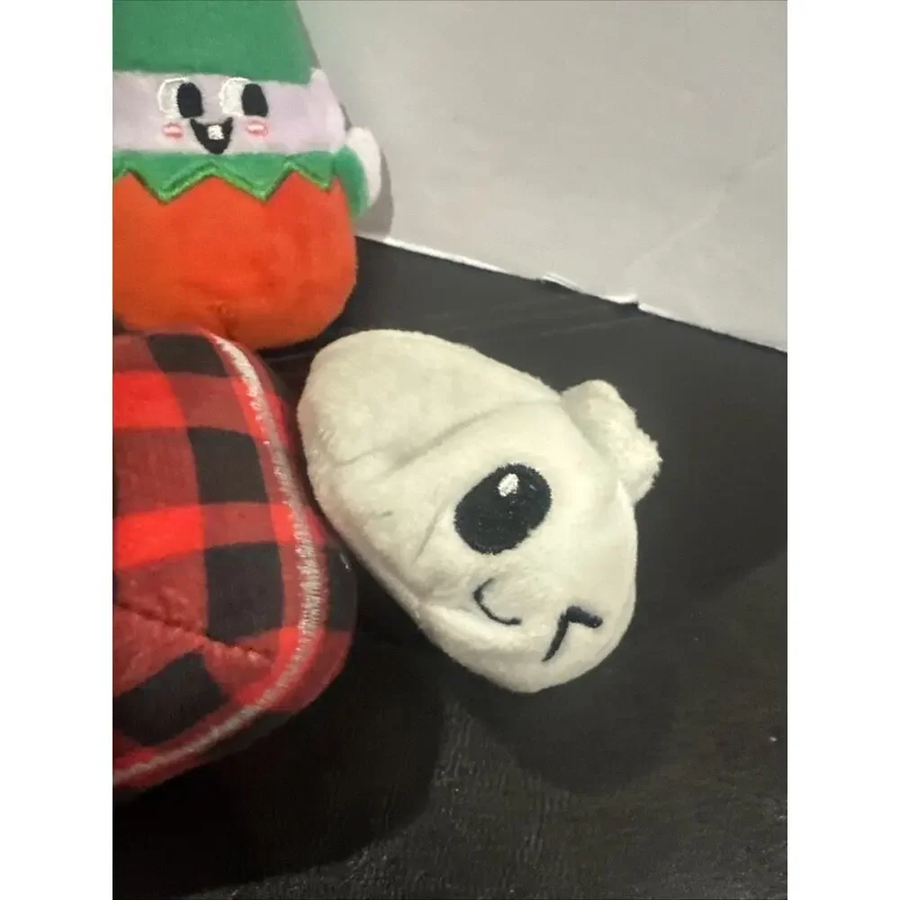 Frisco Small Christmas Dog Cat Cave Bed Santa Plush Holiday Hideaway Pet House